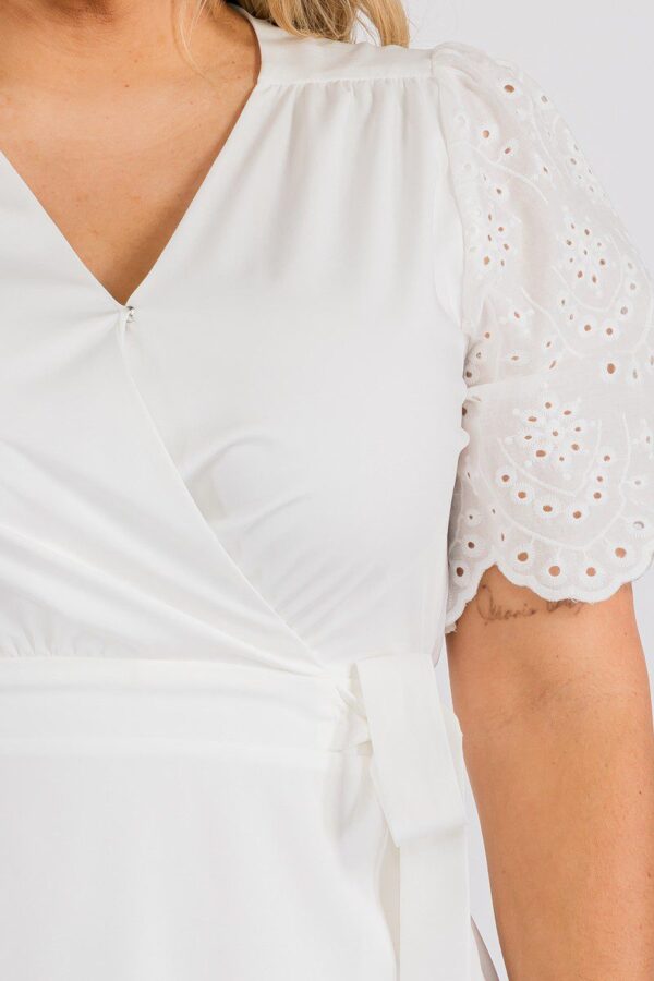 Vestido casual color blanco - Imagen 7