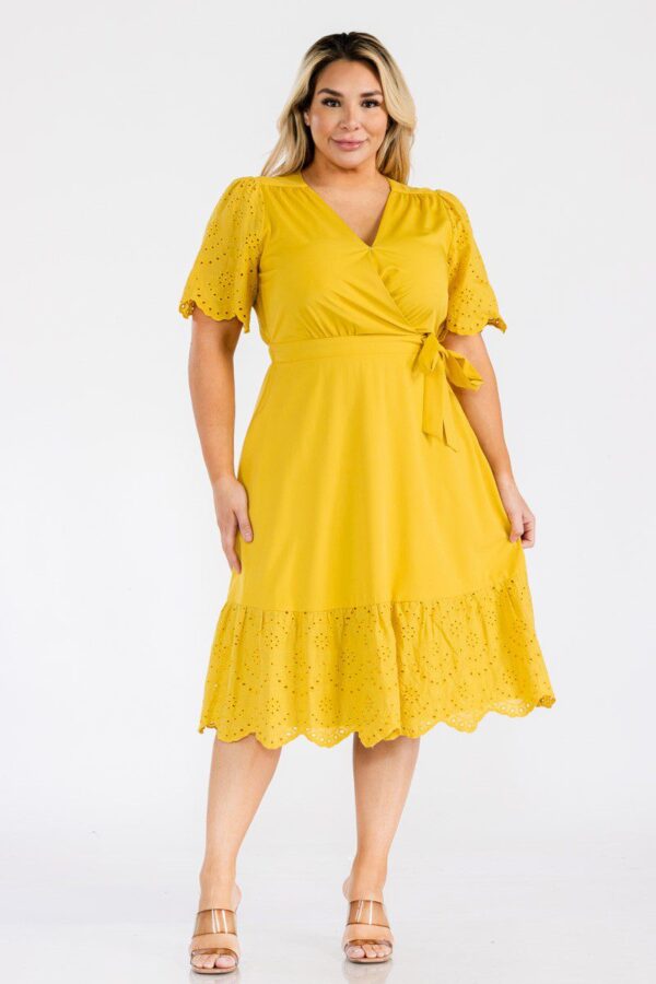 Vestido casual color blanco - Imagen 6